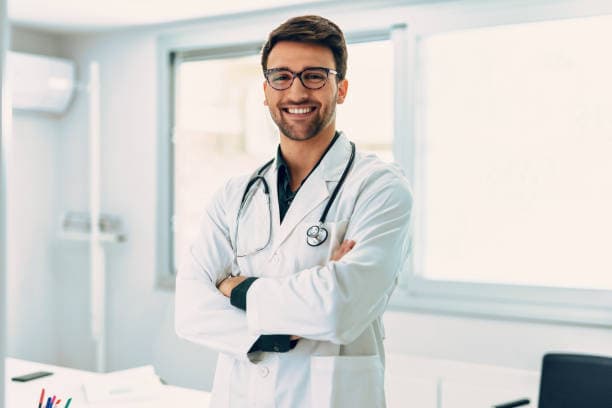 Dr. Carlos Santos